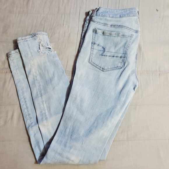 💖 American Eagle Light Wash Jeggings - Picture 3 of 7